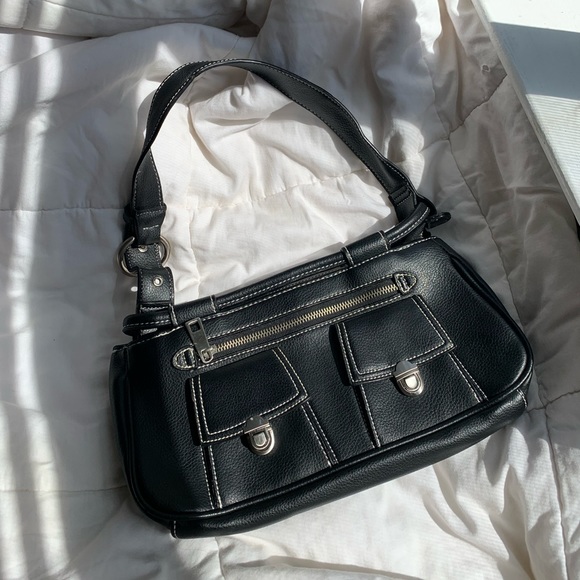 SOLD ON DEPOP - Picture 3 of 5